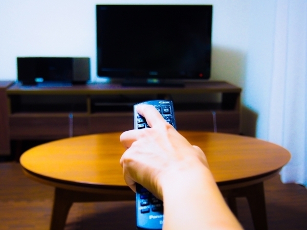 高齢者のテレビ視聴時間が長い理由