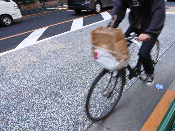 高齢者の自転車運転