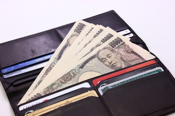 介護施設入居したときの財布の管理